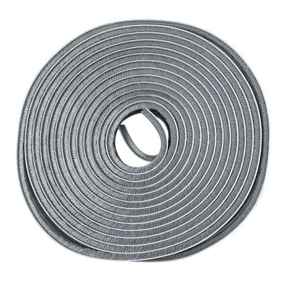 Wysokość stosu 3-25 mm Szerokość 3-50 mm 100% PP Aluminium Alloy Strip Brush Weather Stripping dla drzwi przesuwnych CLJ