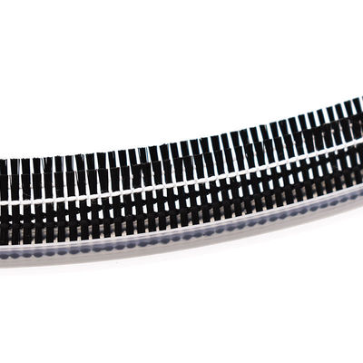 Wielokręgowy ekran nachylony szczotką z wełny dla trwałych drzwi aluminiowych i okien