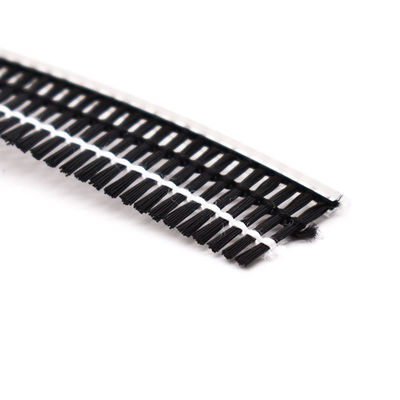 Wielokręgowy ekran nachylony szczotką z wełny dla trwałych drzwi aluminiowych i okien