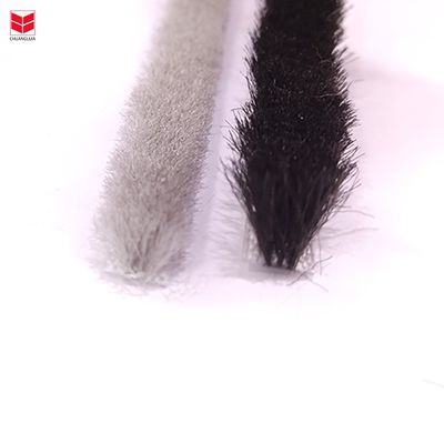 Aluminiowy pasek uszczelniający drzwi i okna