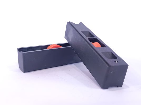 Apartament Profil aluminiowy Drzwi Okno Roller PVC Plastyk Koło łożyskowe Nowoczesny projekt