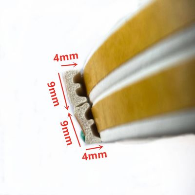 100% PP Wysokość stosu 25 mm Szerokość 50 mm Gumowa uszczelka drzwiowa