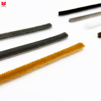 Materiał PP CLJ F20 Okno formowane Strip pogodowy dla drzwi przesuwnych 4,8 * 9MM Szklane drzwi uszczelnienie Wysokość stosu 3-25mm/szerokość 3-50mm