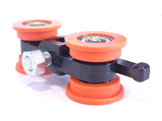 Apartament Drzwi przesuwne Wisiające Rollery kolory na zamówienie dla przemysłu