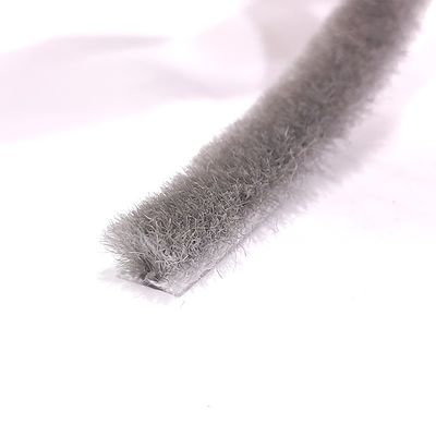Nowoczesny styl projektowania CLJ Pędzel do włosów mohair z płetwami, odporny na wiatr i pył, z plastikowym wycinkiem pogodowym i wysokością stosu 3-25 mm