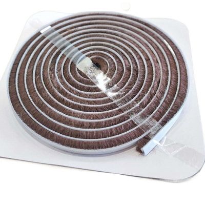 Ślizgowe okna pogodowe uszczelnienie szczotki z taśmą klejącą do gorącego topienia i funkcją dźwiękoszczelną