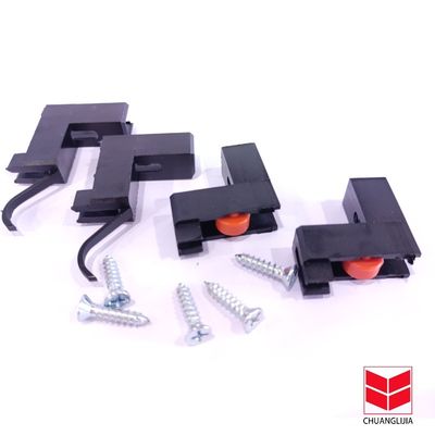 Aluminiowe akcesoria do drzwi oknowych, przesuwane plastikowe rolki o nowoczesnym designie