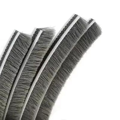 Modern Design Apartment Door Brush Weatherstripping Grey Silicon Wool Pile 7*6mm Rozmiar Antidust Window Seal Strip Uniwersalny