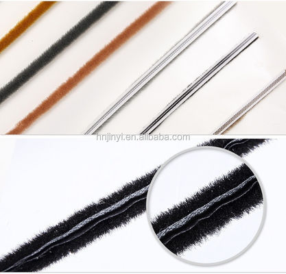 Kolory domów Czarny/Szary/Brawny/Biały/Inne Wytwarzanie Cras-proof Plastic Pile Weather Strip With Fin For Sliding Door