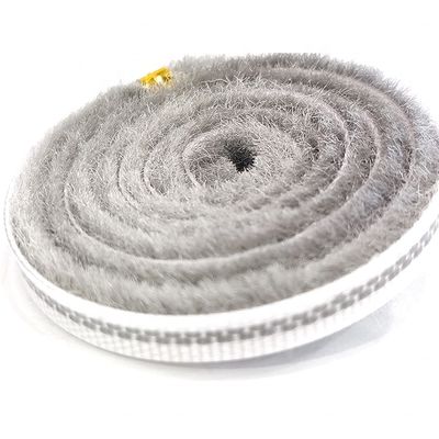 3-25mm Wysokość stosu Plastic Finned Seals Wool Pile for Modern Design Sealing Fin Weather Strip